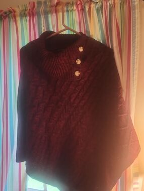 Women's Burgundy Button-Accent Cable Knit Sweater Poncho